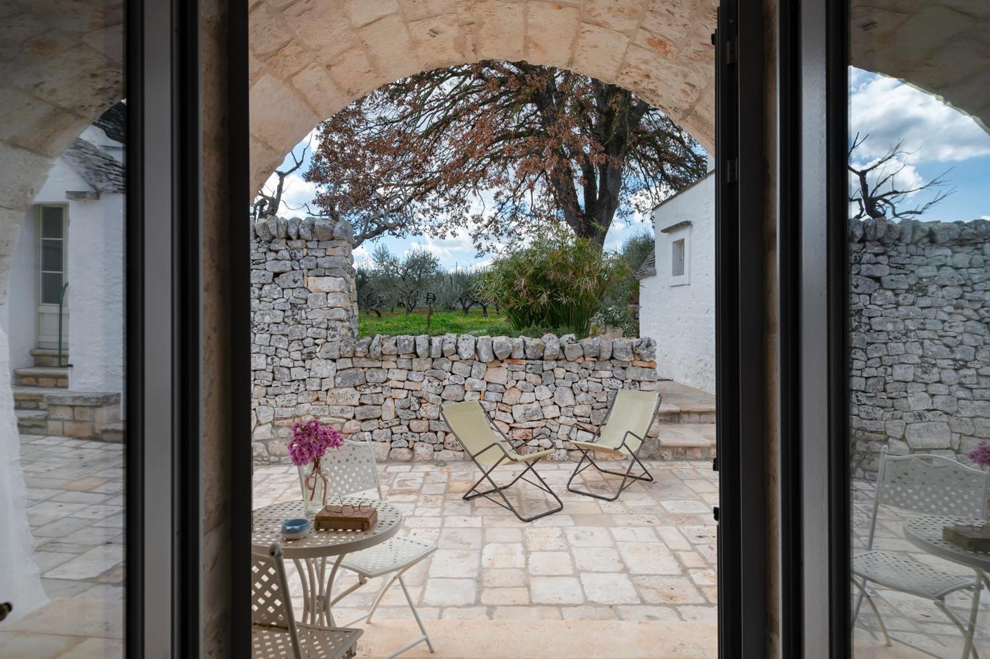 Agriturismo Masseria Aprile Locorotondo Buitenkant foto